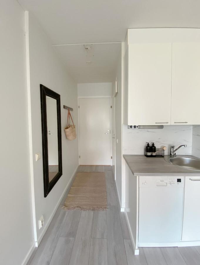 Modern One Bedroom Apartment With Sauna Near Airport Vantaa Bagian luar foto